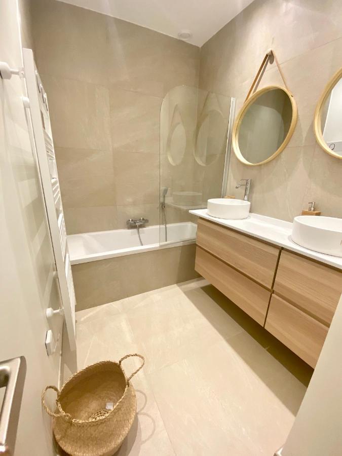 The Luxury Green Penthouse In City Center With Terrace And Free Parking Luxembourg Exterior photo